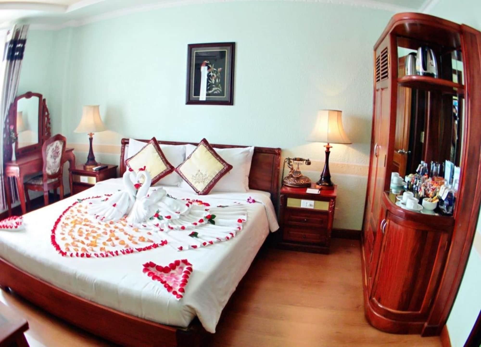 Ninh Kieu 2 Hotel Can Tho Exterior photo